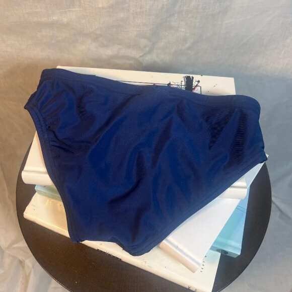 NWT Speedo Men's Solar 2" Brief in Team Navy - Size 28 - Picture 1 of 8